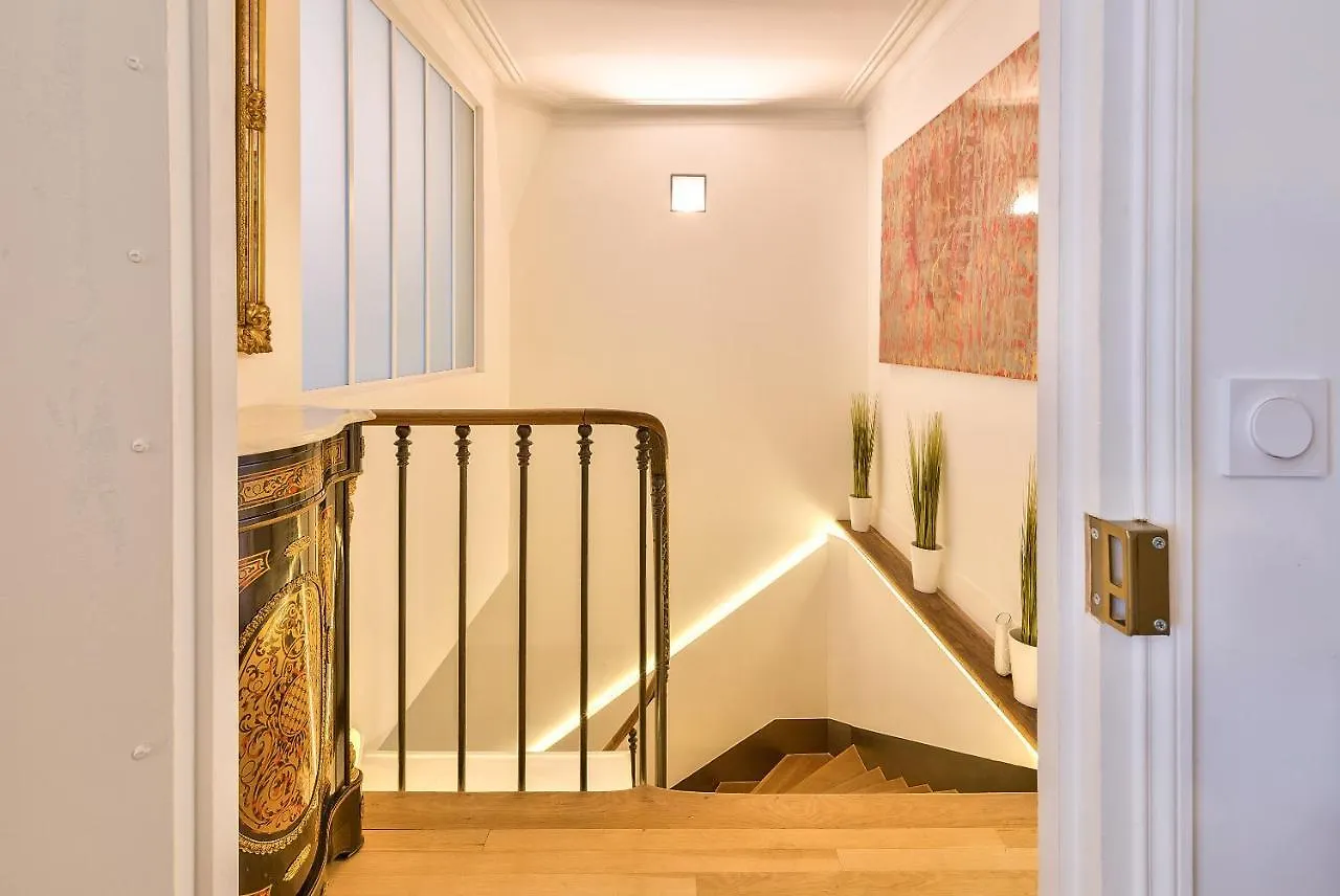 New Paradis - 2bdrs Flat In The Heart Of Apartment